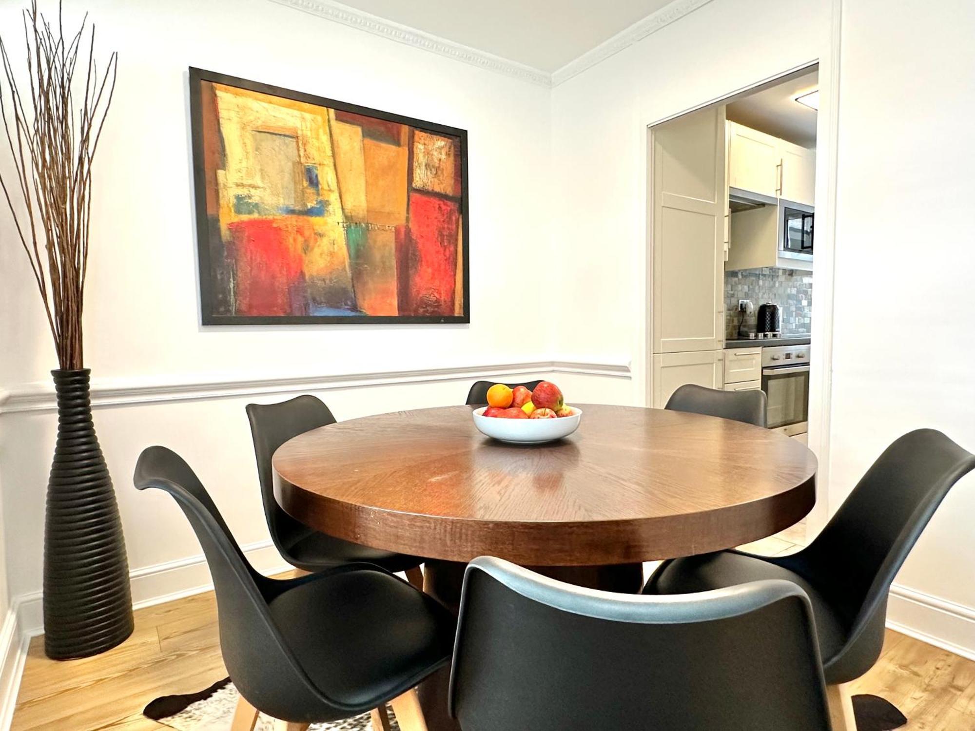Newly Refurbished ,Chic, Attractive 3 Bedroom Flat London Exteriör bild